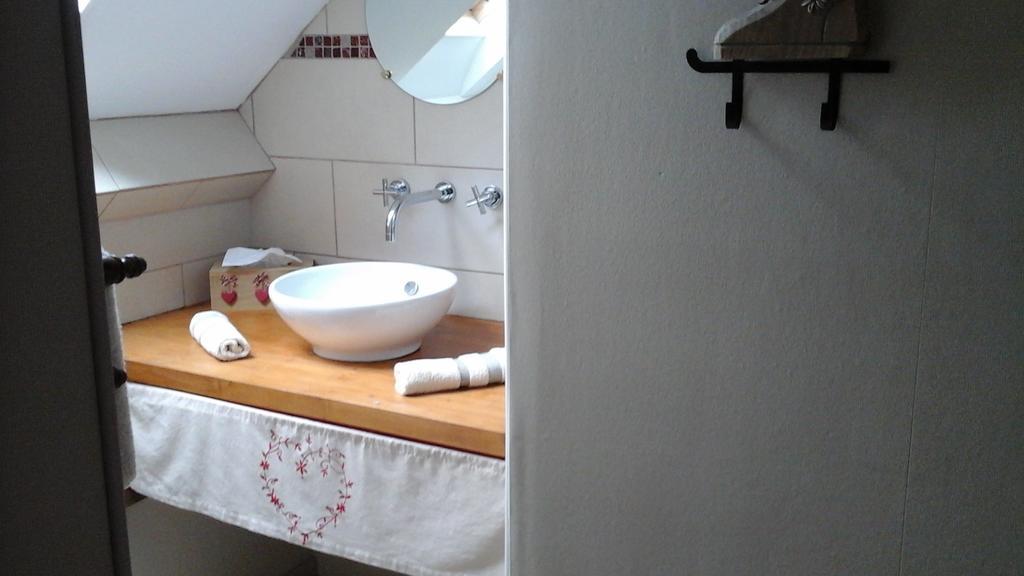 Hotel La Freneraie Paulhac  Zimmer foto