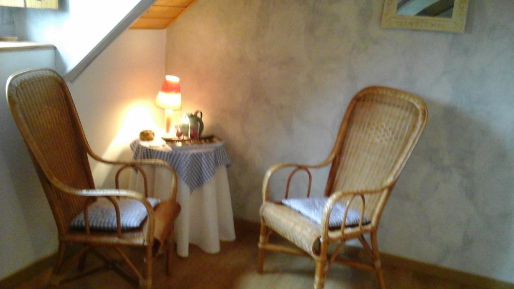 Hotel La Freneraie Paulhac  Zimmer foto